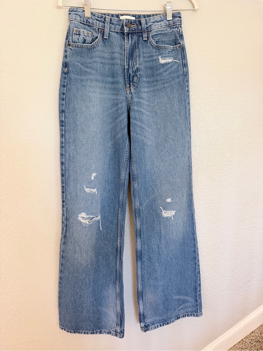 H&M Distressed Wide Leg High-Rise Jeans – Women’s Size 2